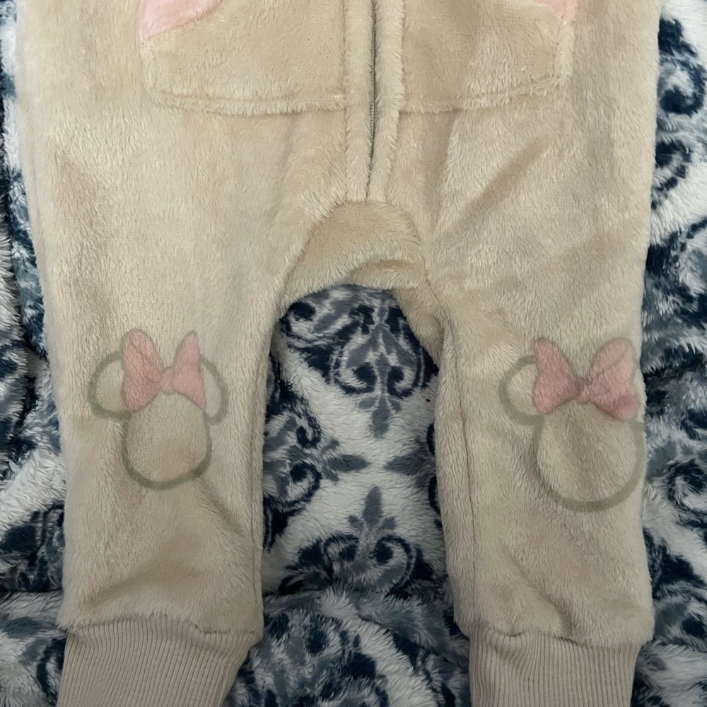 Minnie Mouse 12 Month Warm Outfit - Picture 2 of 6